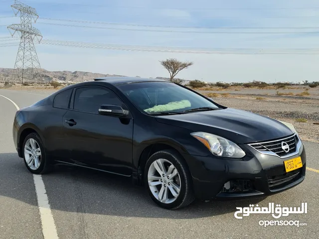 Nissan Altima 2013 in Al Dakhiliya