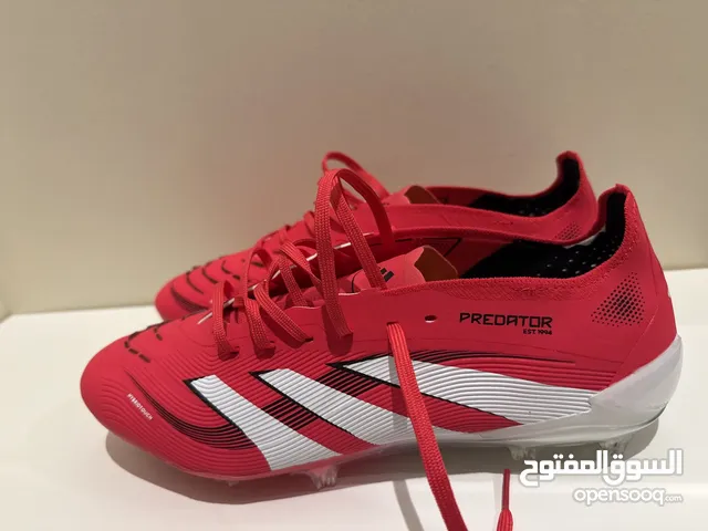 جوتي Adidas Predator أصلي – شبه جديد – مقاس 45.5