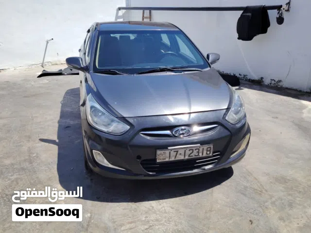2013 هيونداي اكسنت GL