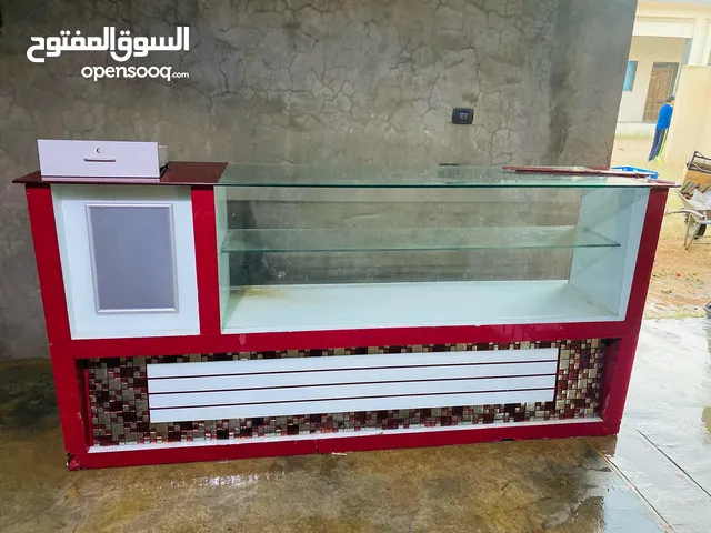 فترينة مرش بطول 3متر تقريبا