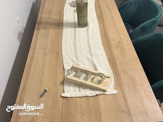 طاوله سفره 6 مقاعد استخدام اقل من سنه