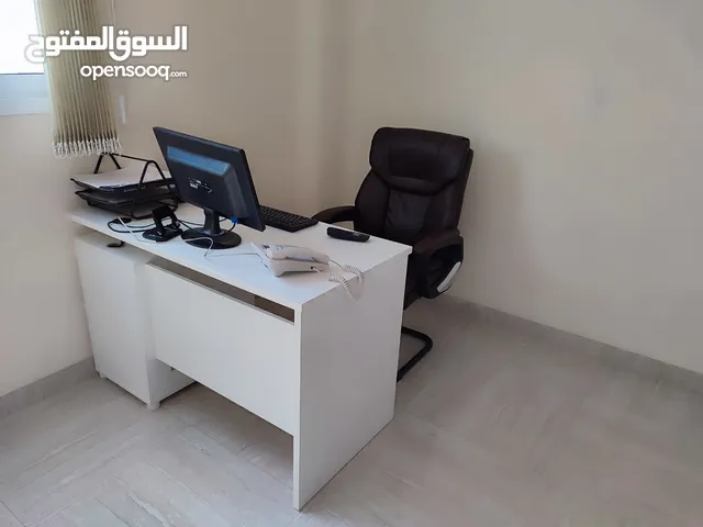 اثاث مكاتب للبيع : اثاث مكتبي : طاولات وكراسي : ارخص الاسعار في عُمان