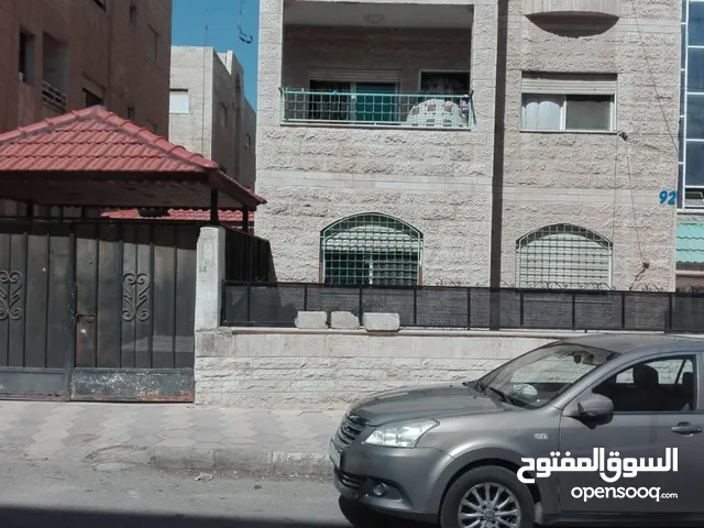142m2 3 Bedrooms Apartments for Sale in Amman Daheit Al Ameer Hasan