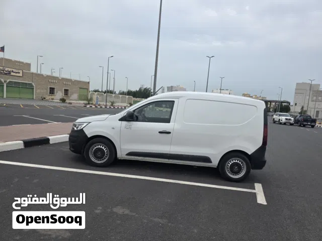 2025 Renault Express