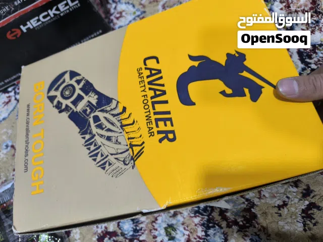 متوفر غراض موضفين جدد للبيع