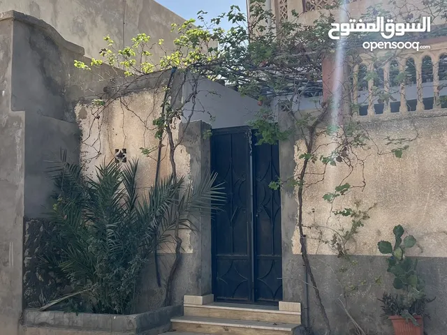 200 m2 5 Bedrooms Townhouse for Rent in Tripoli Tajura