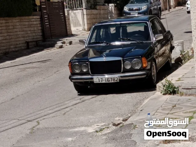 1978 Mercedes Benz E-Class E 200