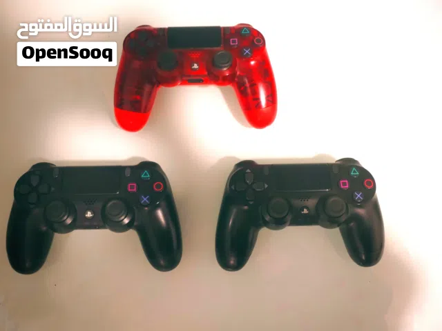 يدات بلي 4 مع سماعتين يدات مستعملة هواي بس السماعات تقريباً جديدة الوصف مهم
