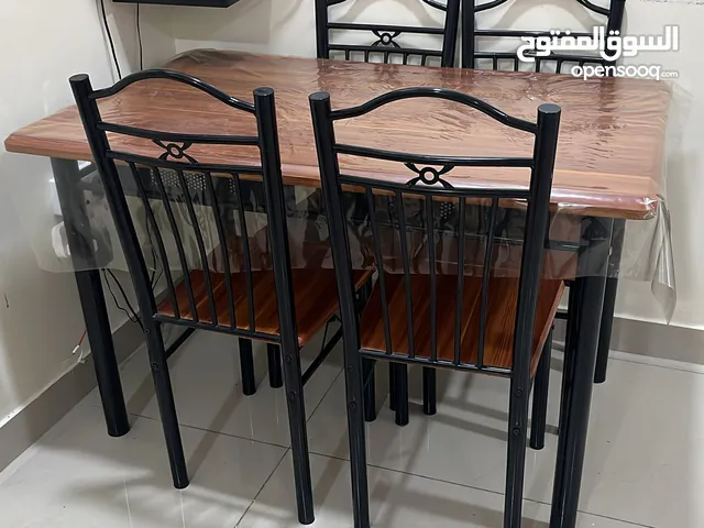 Dinning table with chairs