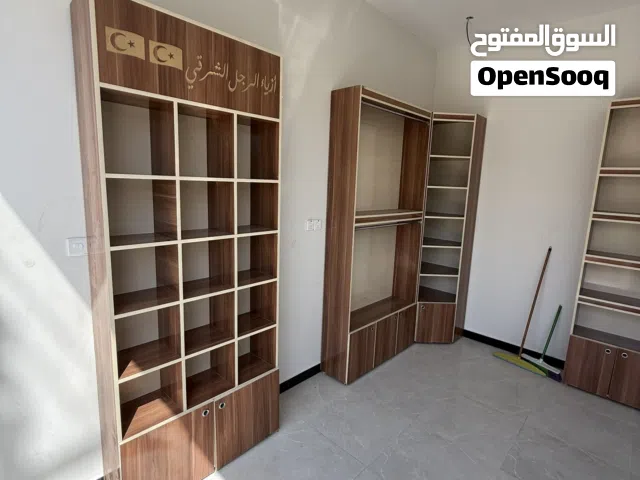 ديكور محل ملابس رجالي