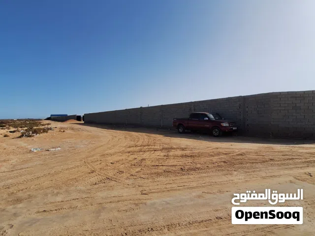 السلام عليكم قطعة مسيجة سور كاتينه وعراصي ارض للبيع مساحتها 5130 م تفتح على اربع طرق