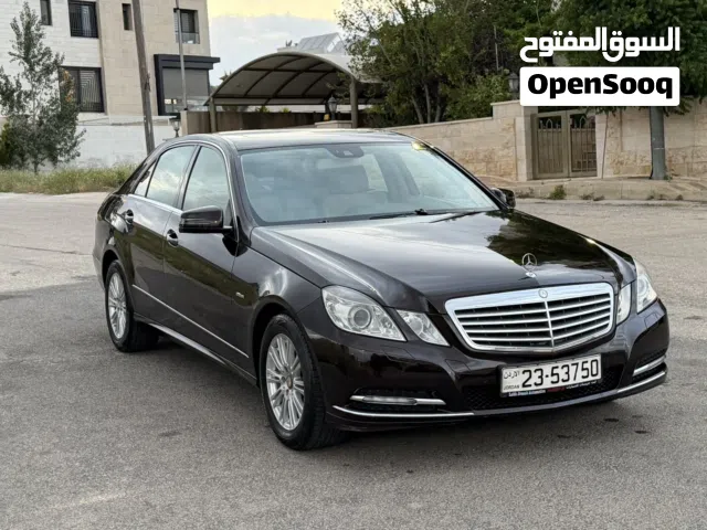 2012 مرسيدس بنز الفئة-E E 200