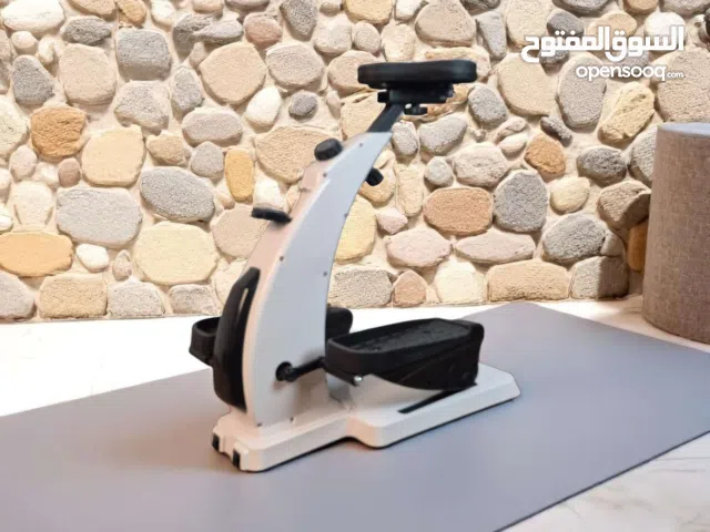 جهاز تمارين القدميين مع مقعد جديد  متوفر توصيل لجميع محافضات