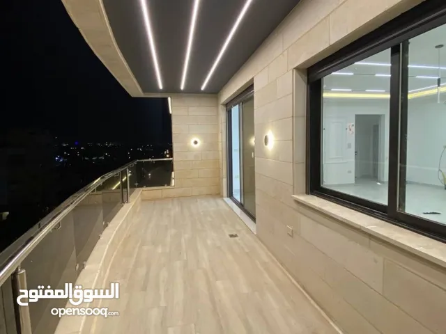 215 m2 3 Bedrooms Apartments for Sale in Amman Daheit Al Yasmeen
