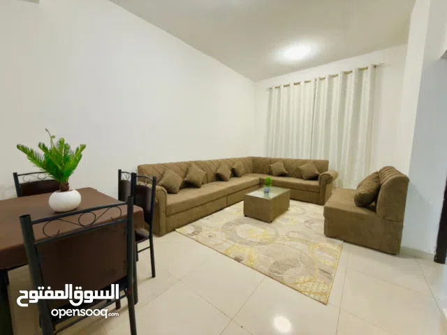 B1 غرفه وصاله مفروشه شامله كل الفواتير للايجار الشهرى فى عجمان منطقة النعيمية 1