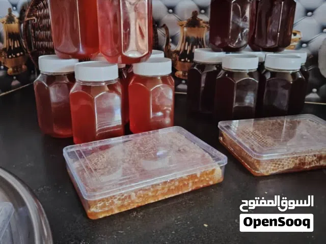 عسل اصلي 100/100 فحص مختبر  مكفول من مناحلنا  الي بدها تبعتلي خاص الي بحب يتاكد يؤخذ عينه فحص