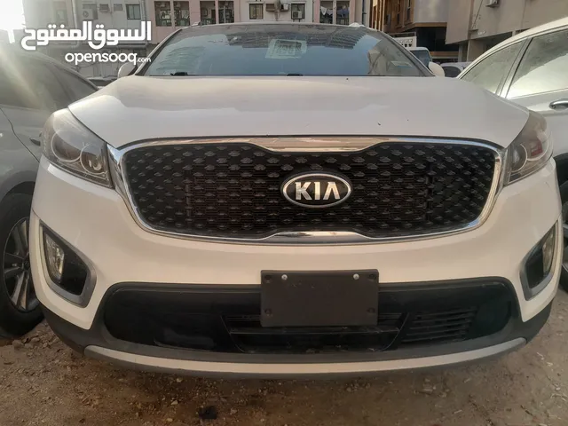Used Kia Sorento in Ajman