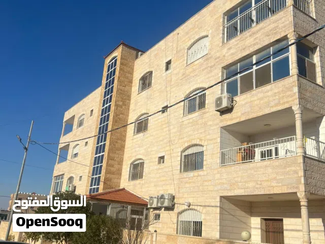 142 m2 5 Bedrooms Apartments for Sale in Mafraq Al-Hay Al-Hashmi