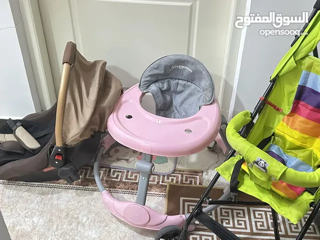 عربانة عدد2 وحدة ماركة ووحدة خفيفة وحجلة وكرسي سيارة ومحمول نفس الوكت ماركة تركي ومسند حمام