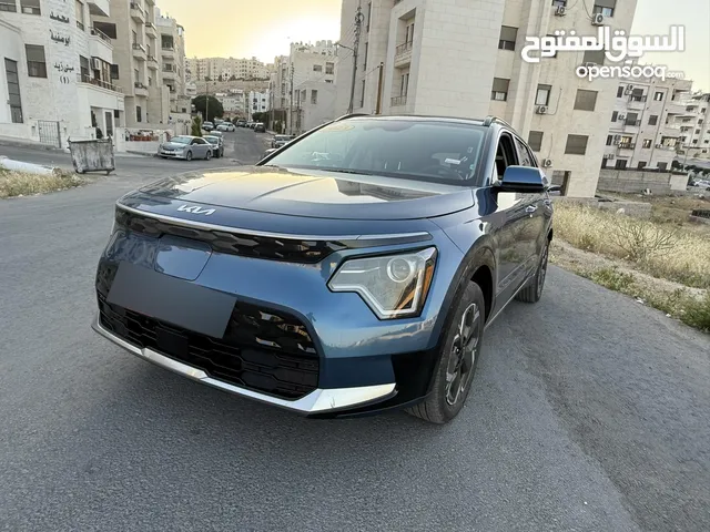 KIA NIRO EV موديل 2023 كلين تايتل ماشيه السيارة 20 الف كيلو وليس مايل