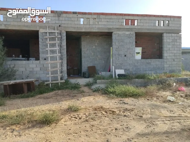 250 m2 3 Bedrooms Townhouse for Sale in Tripoli Wadi Al-Rabi