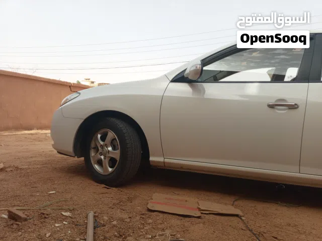 2010 هيونداي افانتي Limited