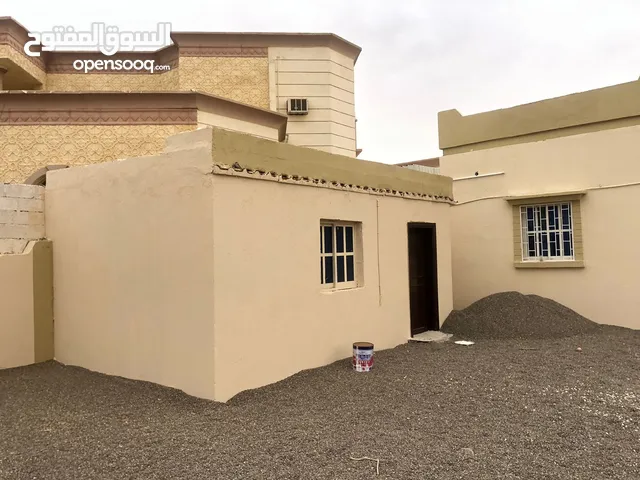160m2 3 Bedrooms Townhouse for Sale in Buraimi Al Buraimi