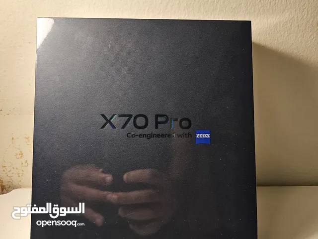 Brand new sealed box vivo x70 pro with 256GB price negotiable