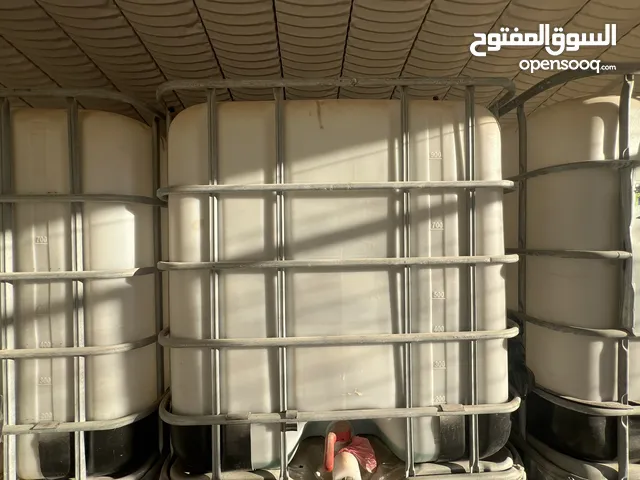 بصاعة محل زوز جزيرات نظاف وخزازين صابون جدد وثلاجه كويسه