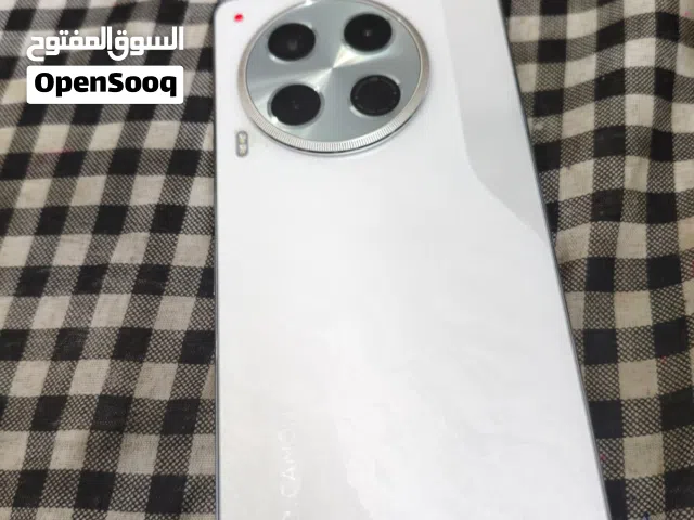 جهاز تكنو كامون 30 ذاكرة 256 عشوائي 8 الجهاز نظيف 100% مع كارتونة والشاحنة الاصلية