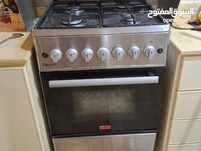 للبيع فرن في حاله جيده سعر 30دينار