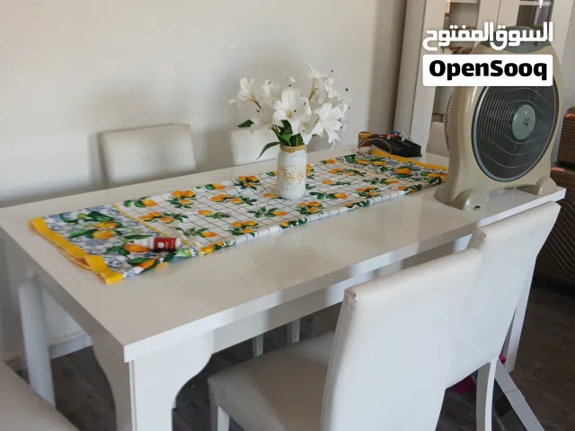 صالون وطاولت اكل وبوفيه  وطاوله ودولاب ملابس