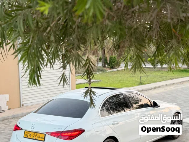 2022 مرسيدس بنز الفئة-C C 300