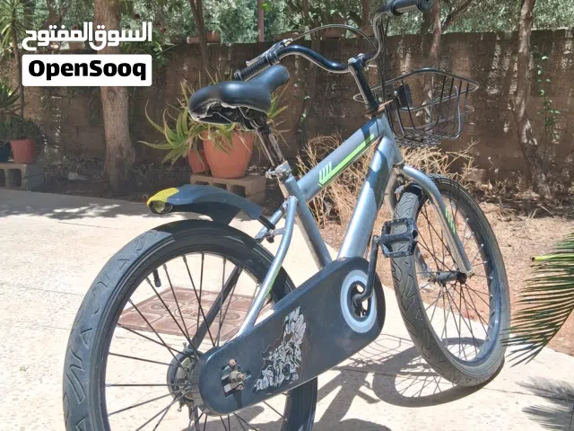 بسكليت جنط 20 للبيع بحاله ممتازه استعمال خفيف