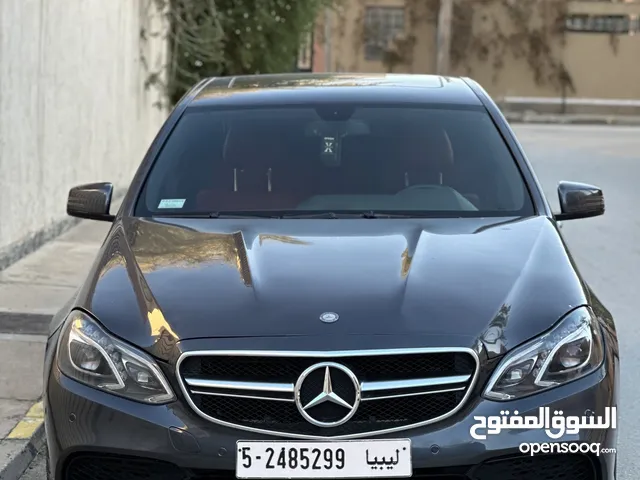 مرسيدس e350 بدي amg كامل داخلية ع الاحمر الله يبارك ولا غلطة