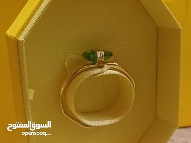 اسوارة براند سوارفسكي مطلية ذهب عيار 18 وحجر كريم بالون الاخضر