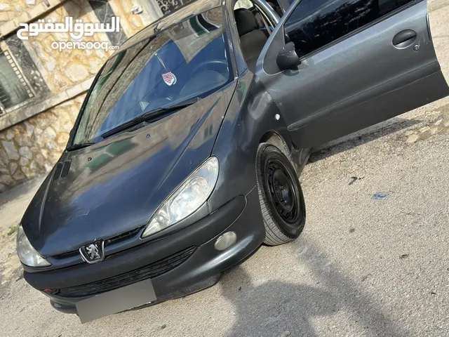 � للبيع – بيجو 206 موديل 2010