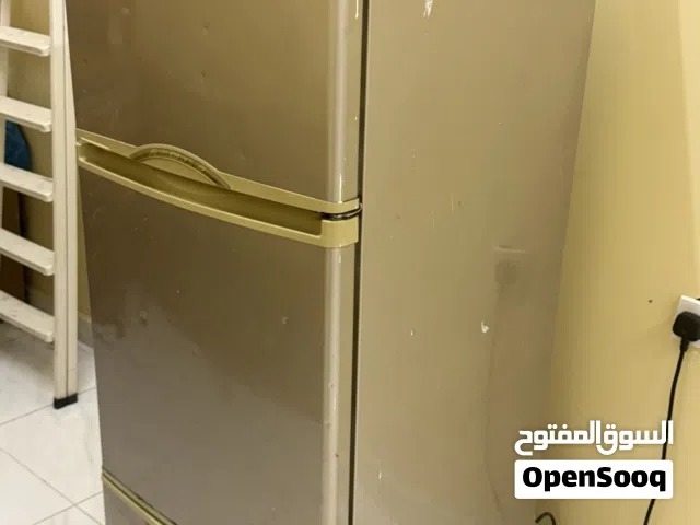 REFRIGERATOR 3 DOOR