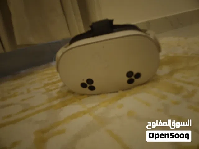 احدث نظارات الواقع الافتراضي للبيع و السعر قابل للتفاوض و تجي معاها خامل رأس اصلي كملحقات اضافيه