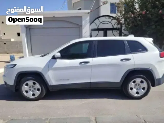 جيب شيروكي 142.4L سبورت