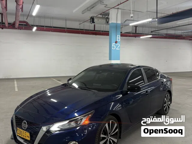 2020 نيسان التيما SR