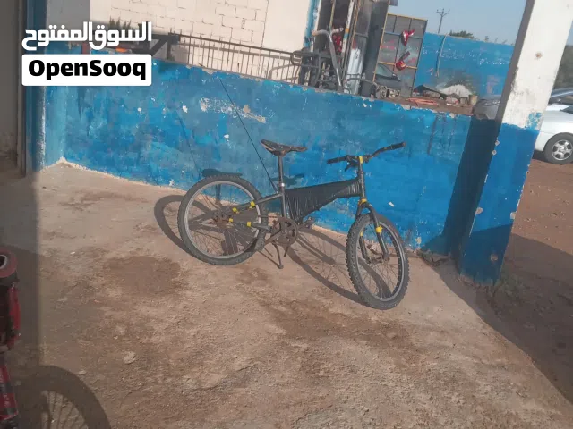 زوز بيشكليطة للبيع واحده 16 وحده 20