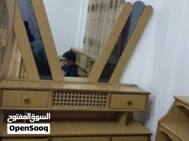 تخت للبيع.اربد المغير