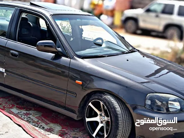 هوندا سيفيك موديل 1999