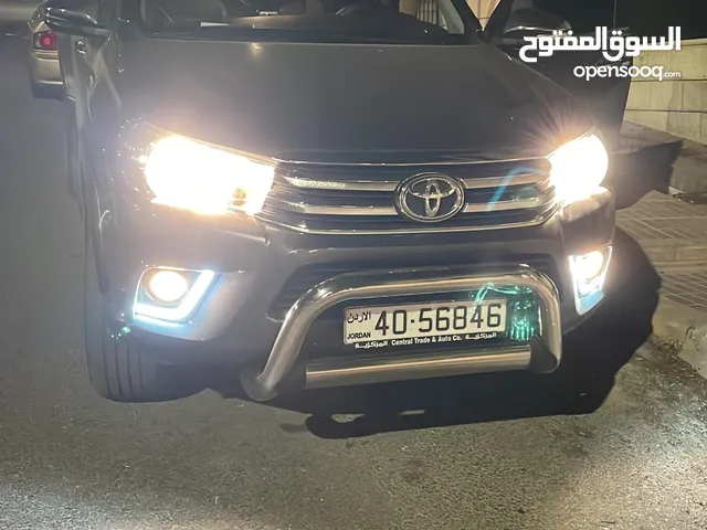 Used Toyota Hilux in Amman