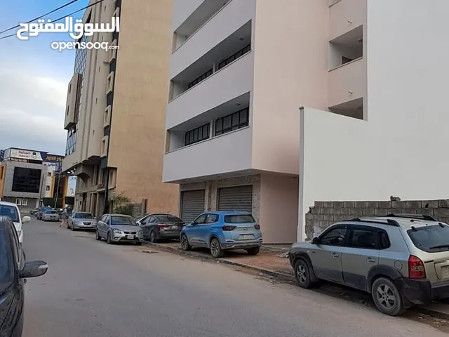مبنى تجاري للاجار
