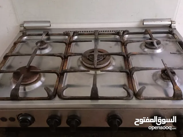 5-burner gas stove with oven,