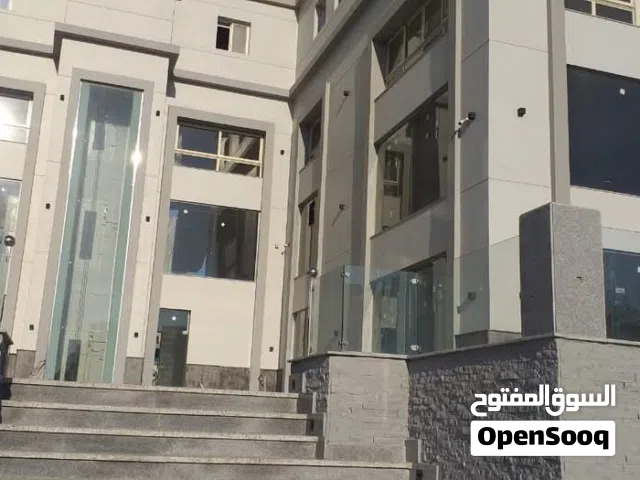 مول للبيع في مدينة الشيخ زايد تجاري واداري