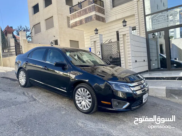 فورد فيوجن 2010 نضيفة جدا فل كامل الاضافات فتحة شاشة جلد