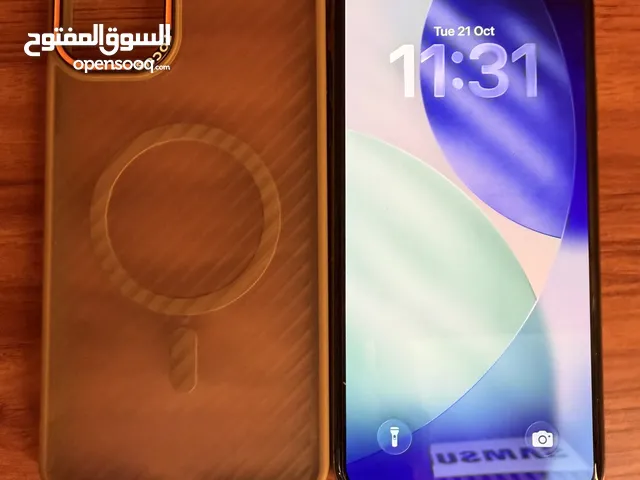 Iphone 11 pro max(Gold 256Gb) battry 83%